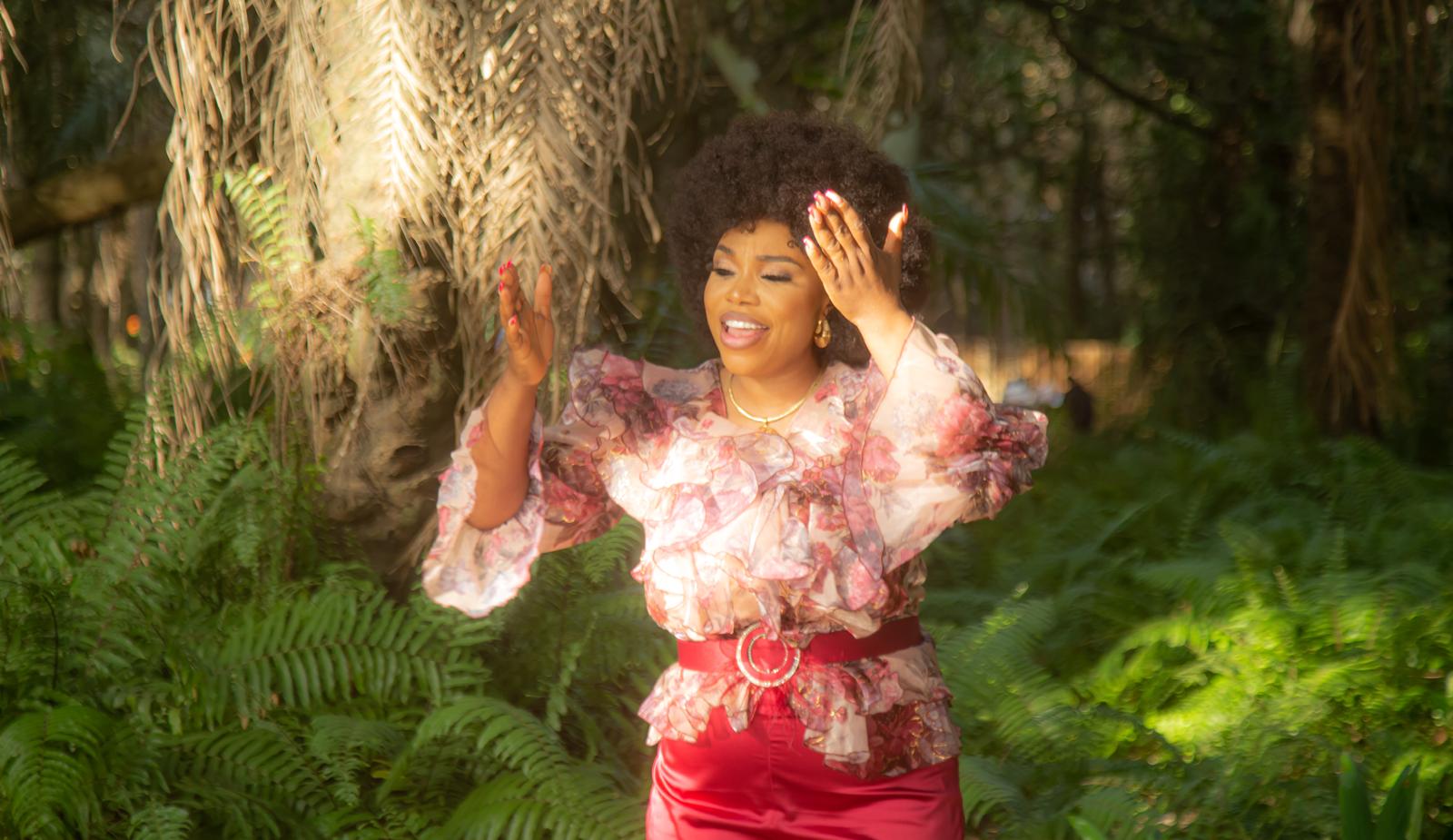 Queen Nzeh gospel music ministry moment 4